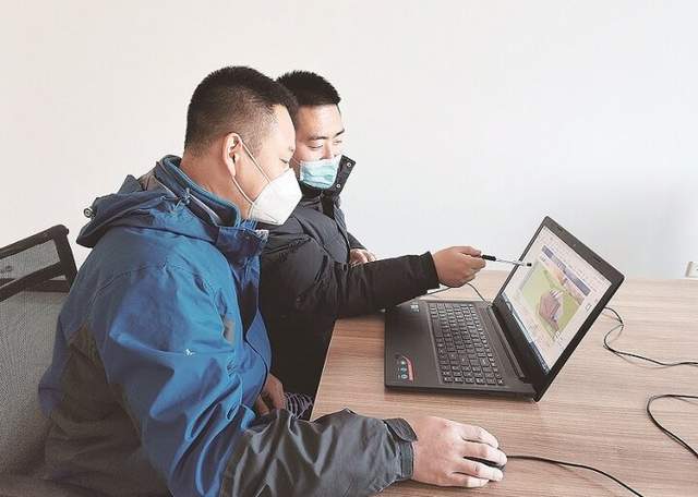 山海關(guān)長城文創(chuàng)絲網(wǎng)印刷技術(shù)